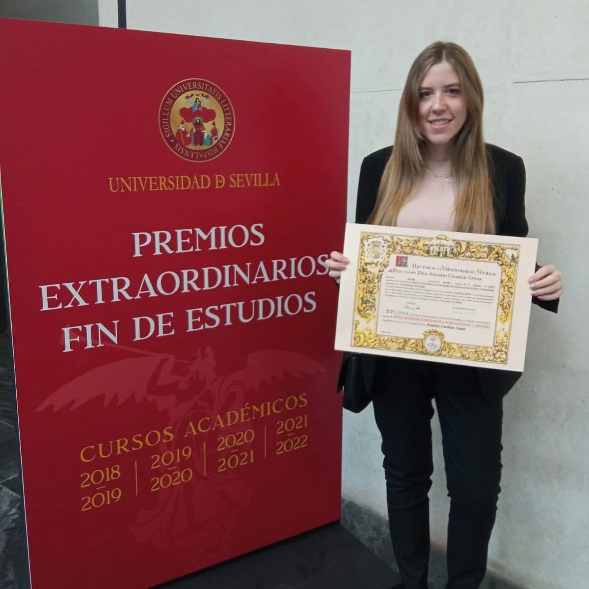 Rosario Aznar gana un premio extraordinario al mejor expediente académico